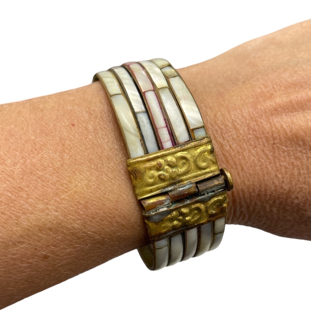 Vintage Hinged Bangle Bracelet Brass Shell Statement